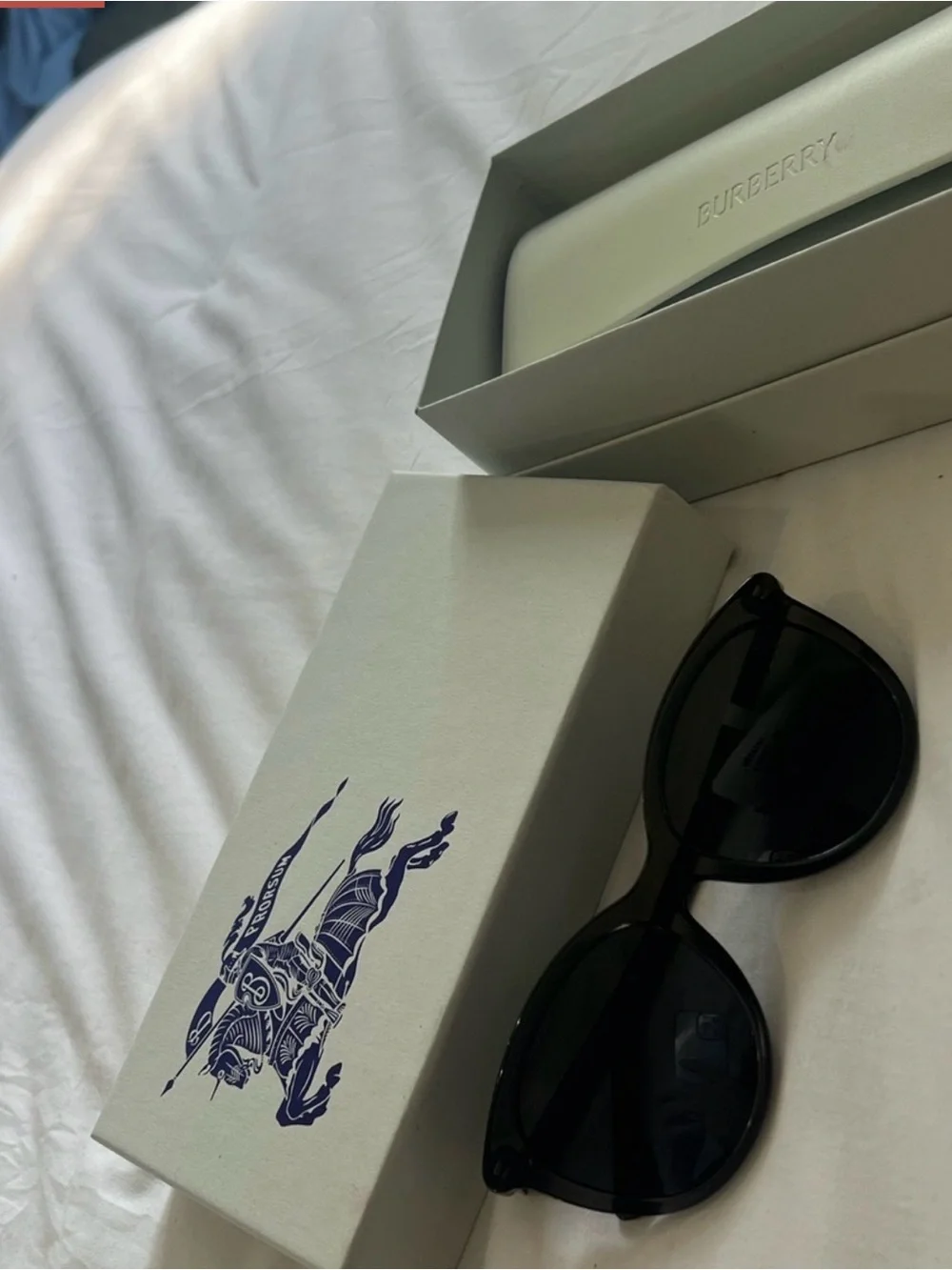 Authentic Burberry BE4465 Black Cat-Eye Women’s Sunglasses in case and box